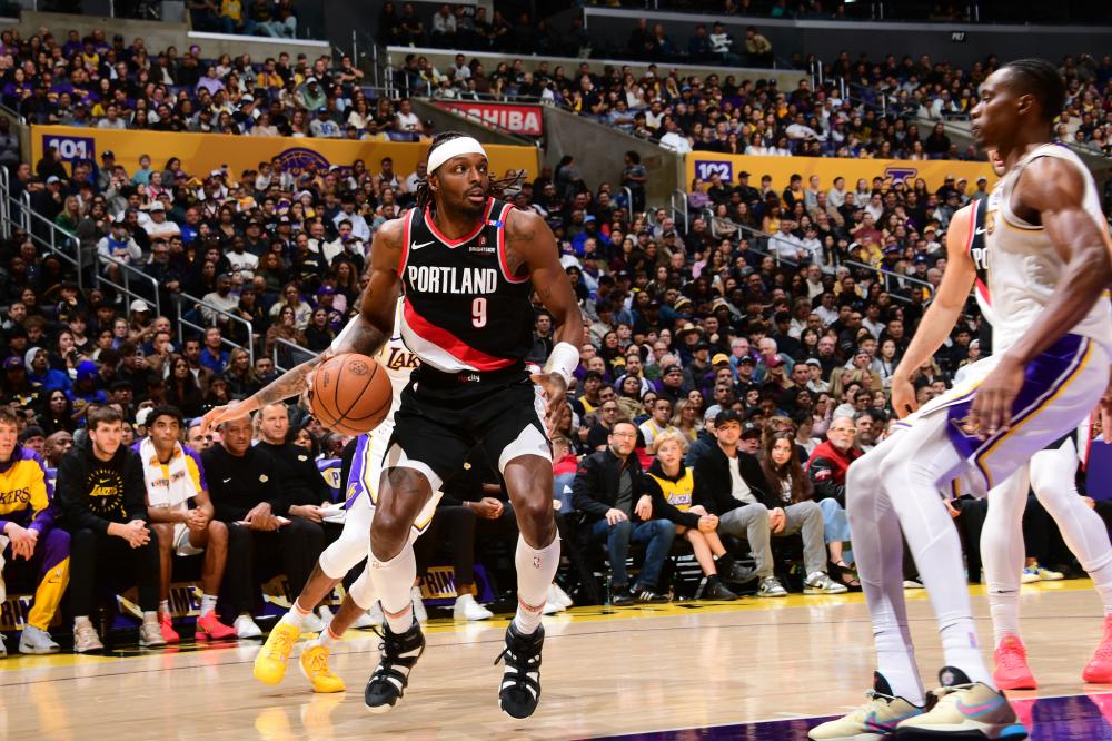 也很明显 也很明显