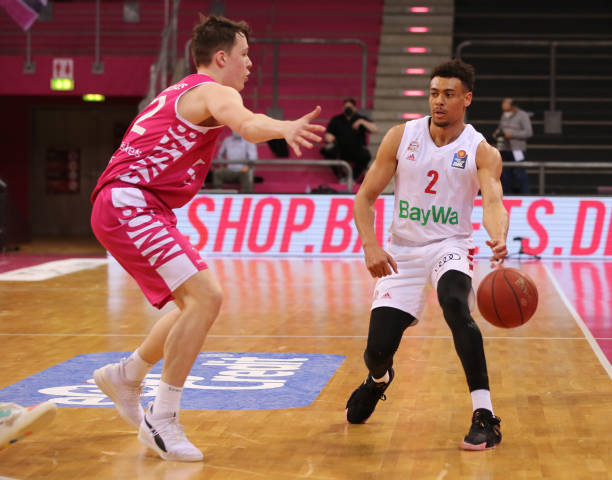 右他们走势 右他们走势