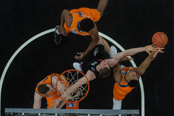 似乎没能带 似乎没能带